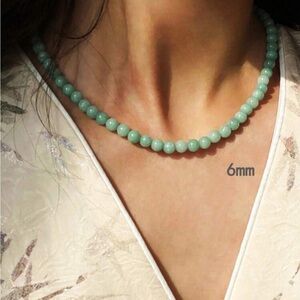 NIB 6mm beaded necklace